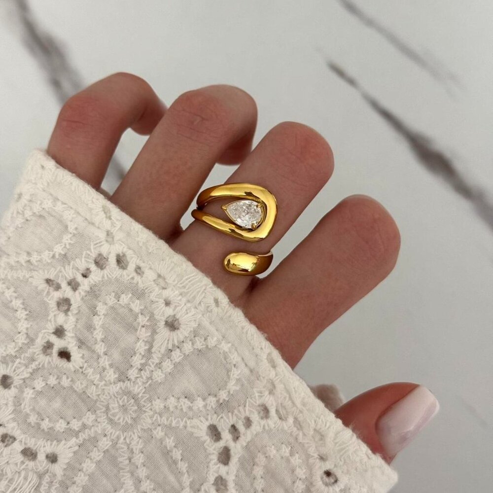 Sku0529 Retro Gold Diamond Women Ring Vintage inspired stainless steel +gift box